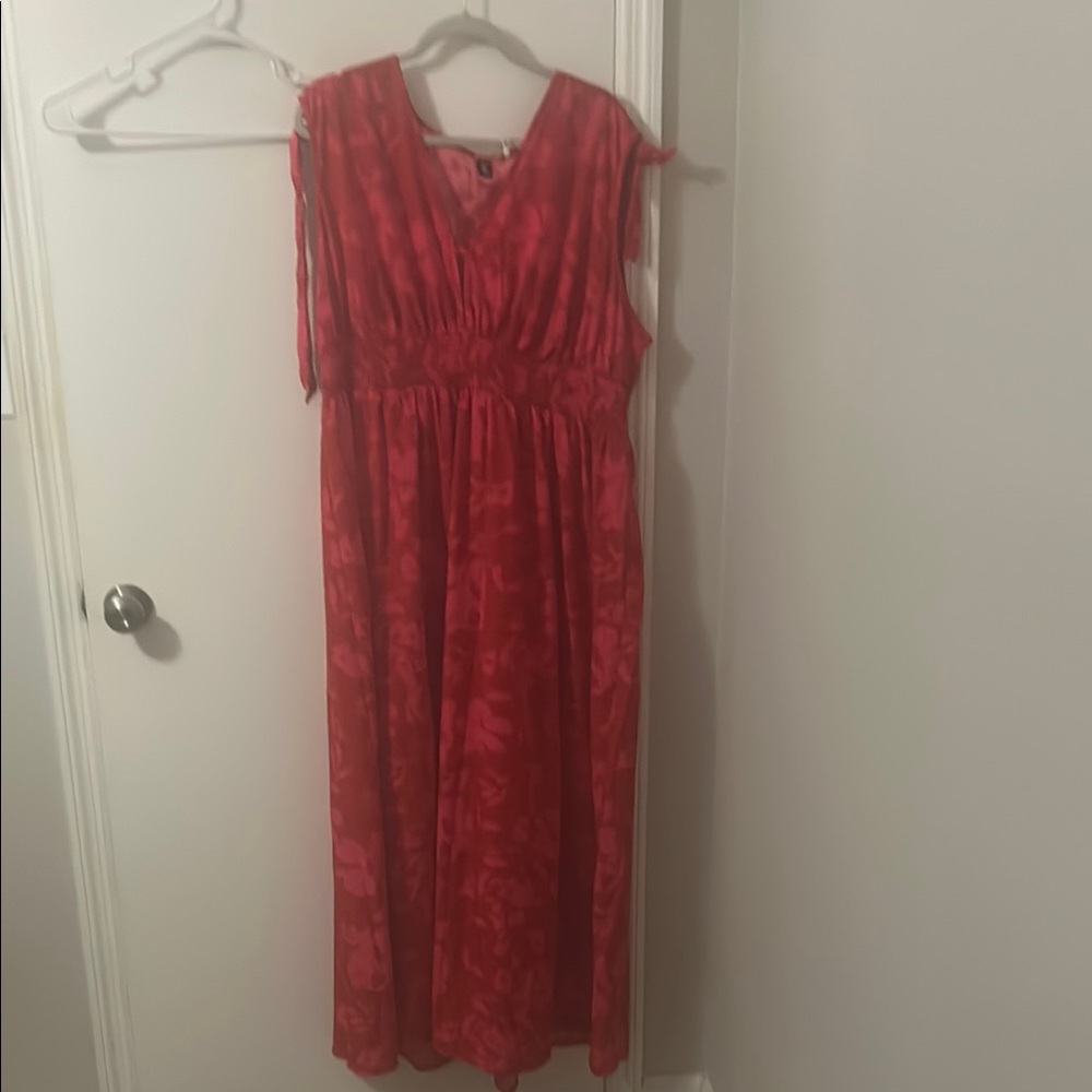 Red Sleeveless Maxi Dress